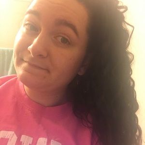 Meet your Posher, Candace